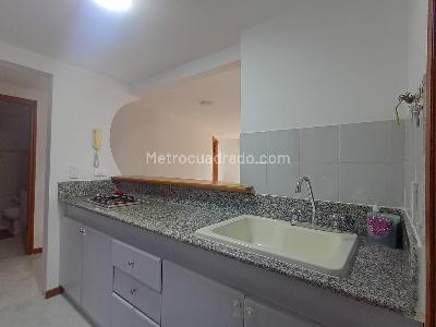 Apartamento en arriendo en Laureles, Medellín · foto 9 de 19