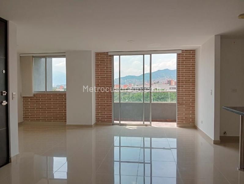 Stylish 3BR Apartment in Laureles