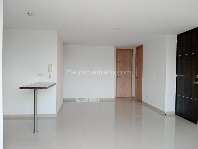 Apartamento de 3 Alcobas con Estilo en Laureles - 2