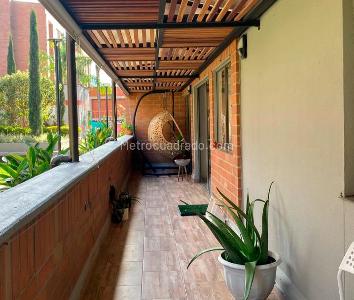 Apartamento de 3 alcobas en arriendo en Belen, Medellín, 135 m² · foto 13 de 15