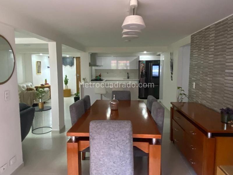 Apartamento moderno de 3 Alcobas con piscina en Belén - 5