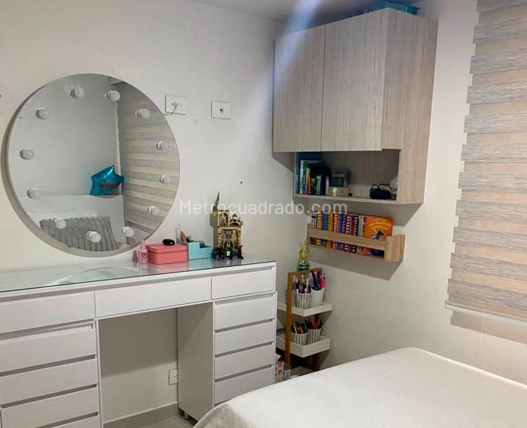 Apartamento moderno de 3 Alcobas con piscina en Belén - 8