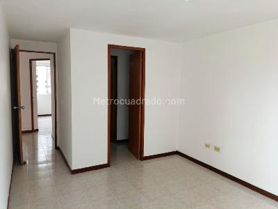 Apartamento de 3 alcobas en arriendo en Belen, Medellín, 77 m² · foto 11 de 15