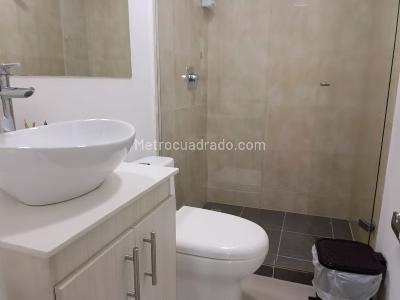 Apartamento de 3 alcobas en arriendo en Belen, Medellín, 120 m² · foto 14 de 14