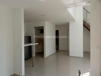Apartamento en arriendo en Belen, Medellín · foto 2 de 15