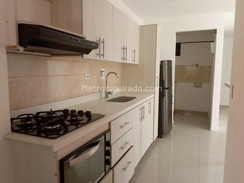 Apartamento Amplio de 3 Alcobas en Belén - 6