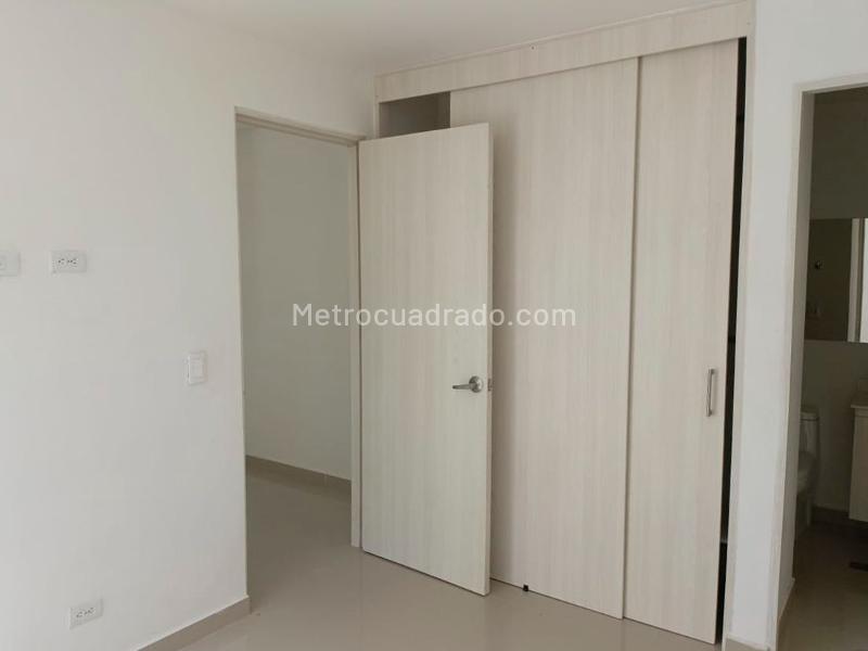 Apartamento Amplio de 3 Alcobas en Belén - 8
