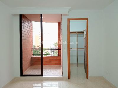 Apartamento de 4 alcobas en venta en Laureles, Medellín, 165 m² · foto 12 de 20