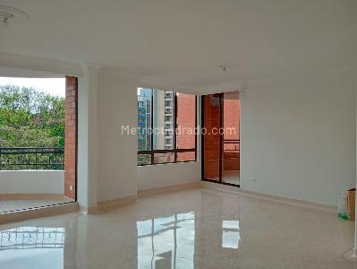 Apartamento de 4 alcobas en venta en Laureles, Medellín, 165 m² · foto 3 de 20