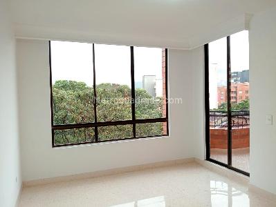 Apartamento de 4 alcobas en venta en Laureles, Medellín, 165 m² · foto 8 de 20
