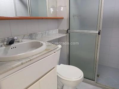 Apartamento de 3 alcobas en arriendo en Belen, Medellín, 100 m² · foto 13 de 15