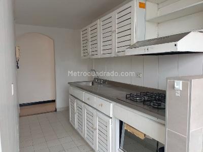 Apartamento de 3 alcobas en arriendo en Belen, Medellín, 100 m² · foto 5 de 15