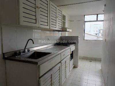 Apartamento de 3 alcobas en arriendo en Belen, Medellín, 100 m² · foto 6 de 15