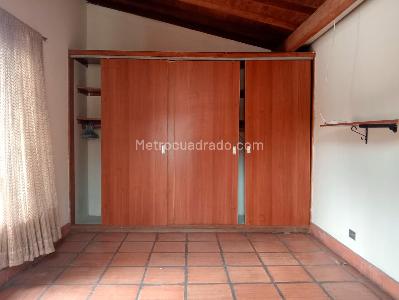 Apartamento en arriendo en Laureles, Medellín · foto 10 de 18