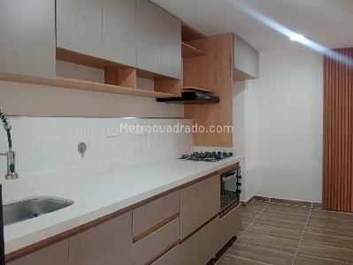 Apartamento en venta en Laureles, Medellín · foto 8 de 20