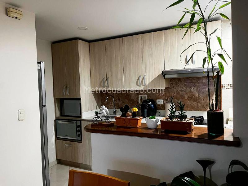 Apartamento en Arriendo en Belún con Parqueadero y Amenidades - 5