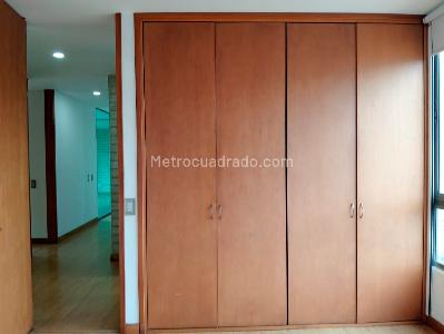 Apartamento de 3 alcobas en arriendo en Laureles, Medellín, 104 m² · foto 12 de 18