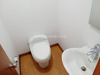 Apartamento de 3 alcobas en arriendo en Laureles, Medellín, 104 m² · foto 16 de 18