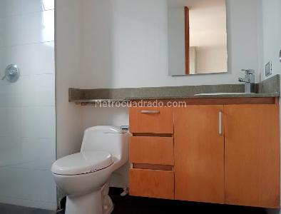 Apartamento de 3 alcobas en arriendo en Laureles, Medellín, 104 m² · foto 18 de 18