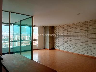 Apartamento de 3 alcobas en arriendo en Laureles, Medellín, 104 m² · foto 3 de 18