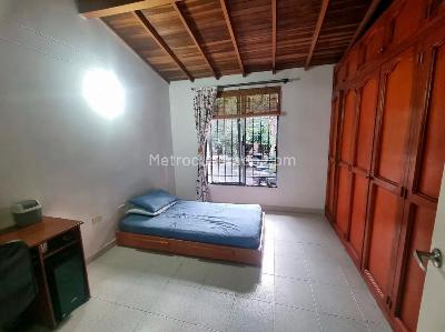 Casa de 3 alcobas en venta en Belen, Medellín, 100 m² · foto 9 de 13