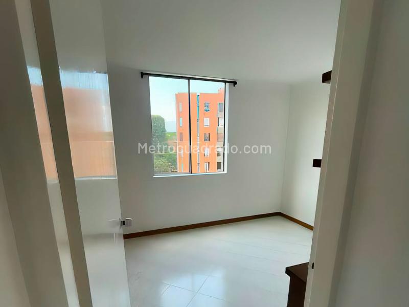 Apartamento Amplio de 3 Alcobas con 2 Baños en Belen - 8