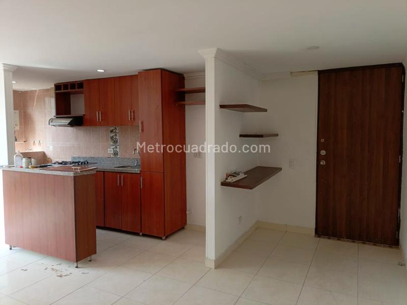 3BR Apartment in Gated Community - 2