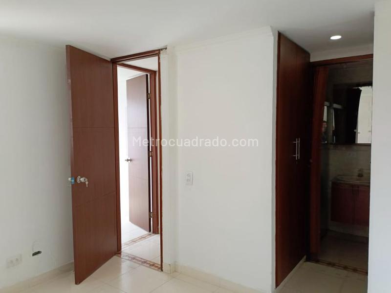 3BR Apartment in Gated Community - 7