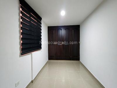 Apartamento de 3 alcobas en venta en Laureles, Medellín, 168 m² · foto 11 de 14