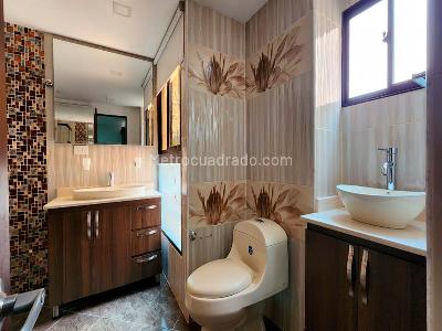 Apartamento de 3 alcobas en venta en Laureles, Medellín, 168 m² · foto 13 de 14