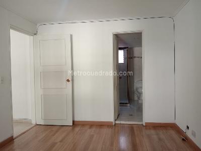 Apartamento de 3 alcobas en venta en Laureles, Medellín, 115 m² · foto 13 de 20