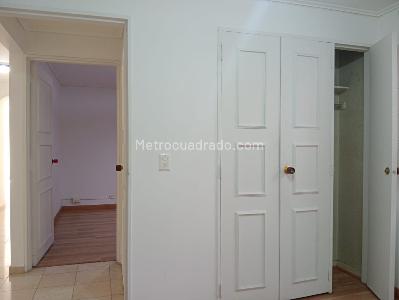 Apartamento de 3 alcobas en venta en Laureles, Medellín, 115 m² · foto 15 de 20