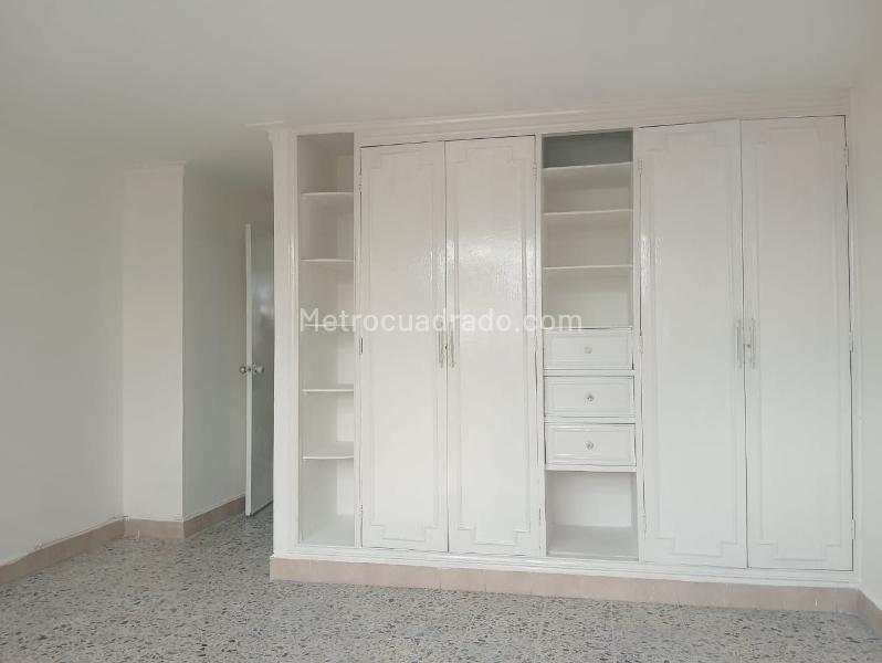 Spacious 3BR Apartment in Laureles - 9