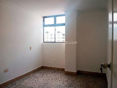 Apartamento en venta en Laureles, Medellín · foto 12 de 19