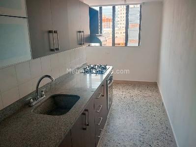 Apartamento en venta en Laureles, Medellín · foto 7 de 19