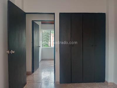Apartamento en arriendo en Laureles, Medellín · foto 12 de 17