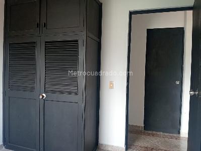 Apartamento en arriendo en Laureles, Medellín · foto 9 de 17