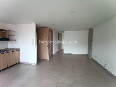 Apartamento de 1 alcoba en arriendo en Belen, Medellín, 62 m² · foto 2 de 11