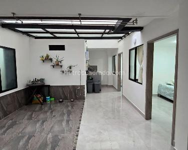 Casa de 4 alcobas en venta en Belen, Medellín, 150 m² · foto 2 de 18