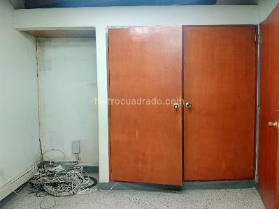 Casa de 5 alcobas en venta en Laureles, Medellín, 400 m² · foto 10 de 17