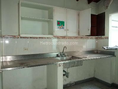 Casa de 5 alcobas en venta en Laureles, Medellín, 400 m² · foto 14 de 17