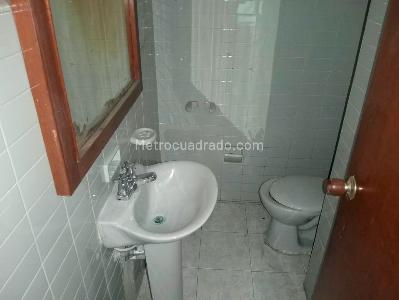 Casa de 5 alcobas en venta en Laureles, Medellín, 400 m² · foto 15 de 17