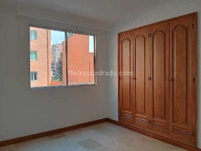 Apartamento de 3 alcobas en venta en Laureles, Medellín, 152 m² · foto 15 de 19