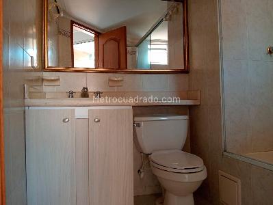 Apartamento de 3 alcobas en venta en Laureles, Medellín, 152 m² · foto 17 de 19