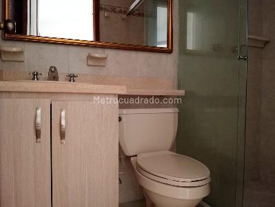Apartamento de 3 alcobas en venta en Laureles, Medellín, 152 m² · foto 18 de 19
