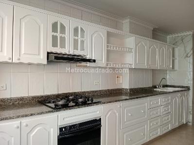 Apartamento de 3 alcobas en venta en Laureles, Medellín, 152 m² · foto 8 de 19