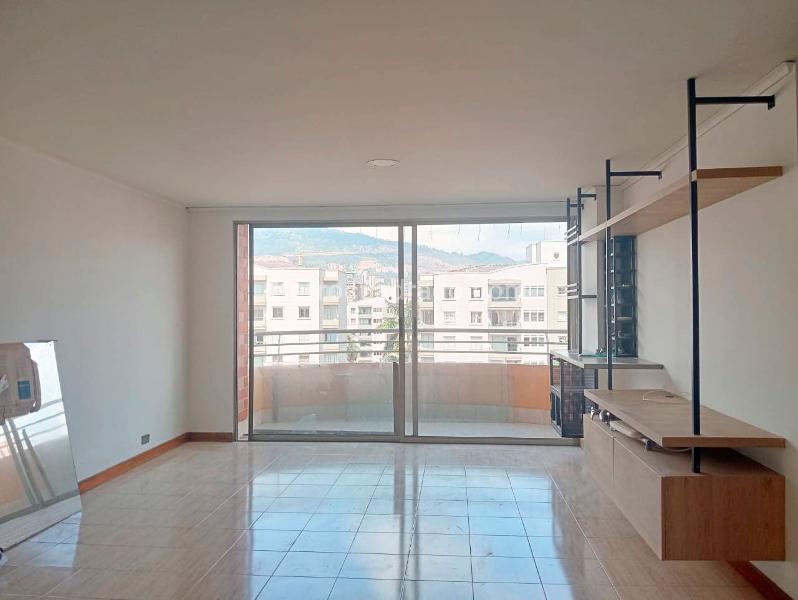 Apartamento de 3 Alcobas con Piscina en Laureles Central - 2