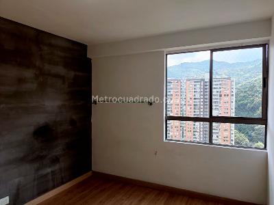 Apartamento en venta en Laureles, Medellín · foto 11 de 18