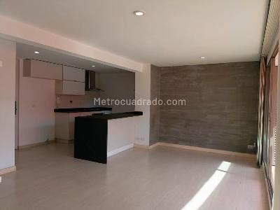 Apartamento en venta en Laureles, Medellín · foto 2 de 18
