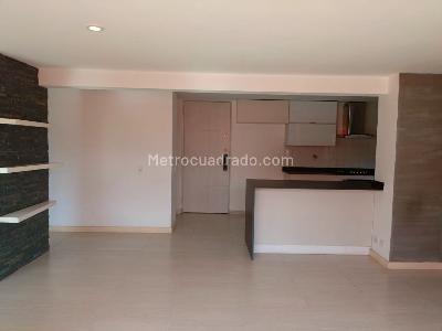 Apartamento en venta en Laureles, Medellín · foto 4 de 18